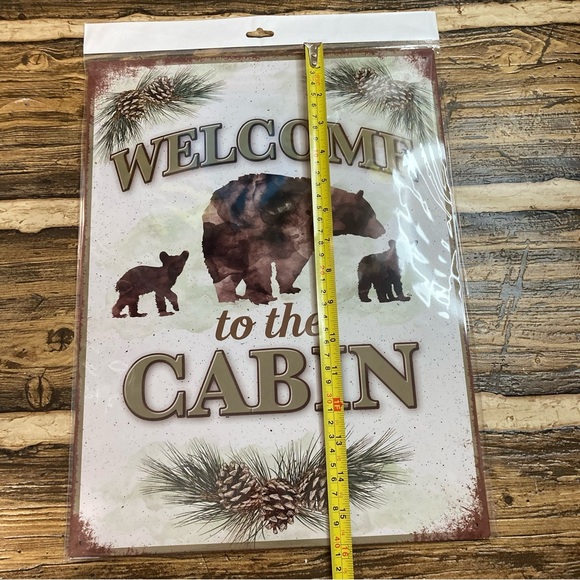 Welcome to the cabin metal wall sign with bears 16” x 12” - Picture 7 of 12